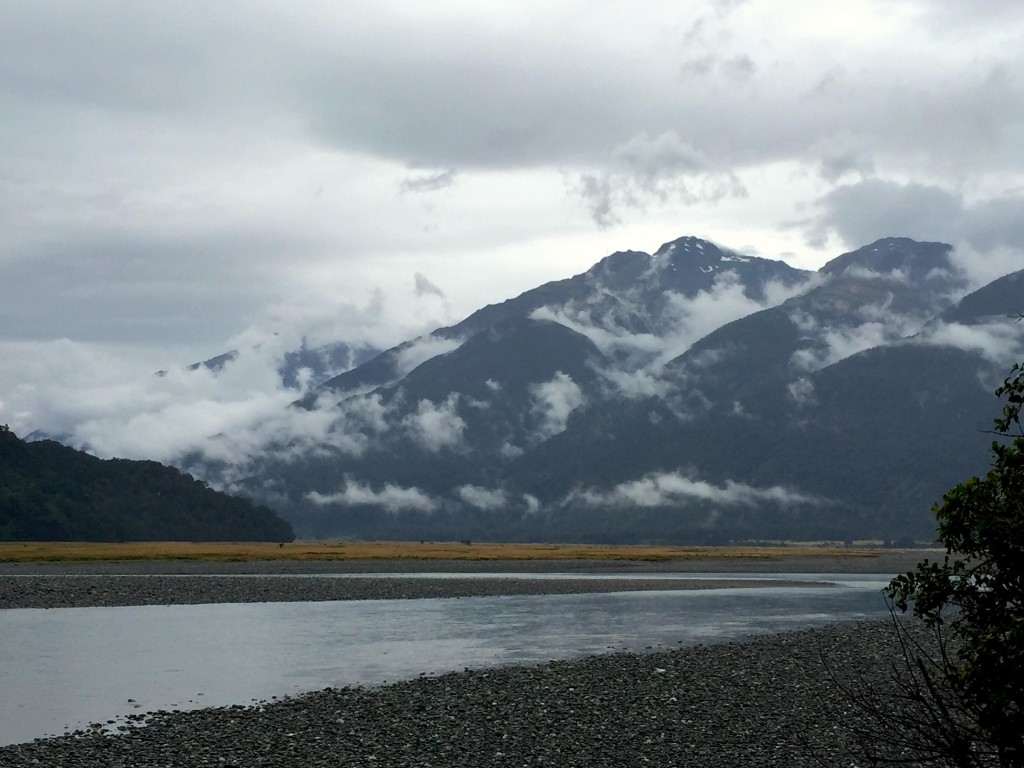 Misty Mountains - It's no wonder director Peter Jackson filmed the Hobbit & Lord of the Rings movies here